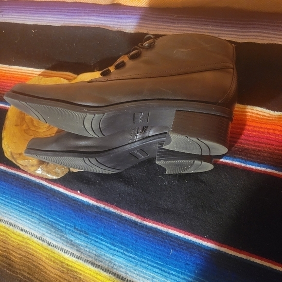 London Fog Women's Brown Ankle Boots Leather Upper Size 8M - Picture 8 of 11